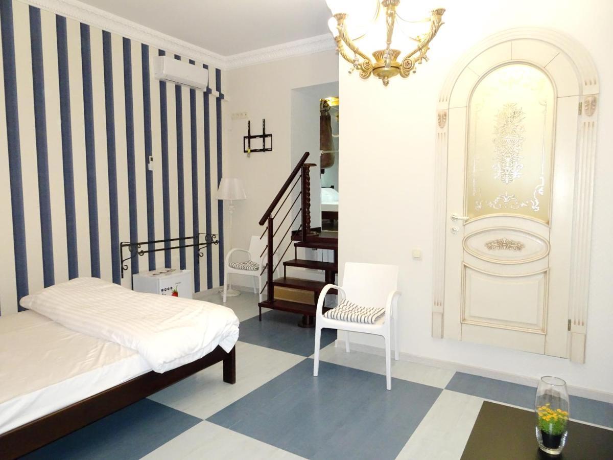 Kiev Central Boutique Hotel Exteriör bild